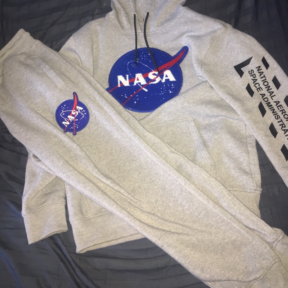 Nasa sweatsuit